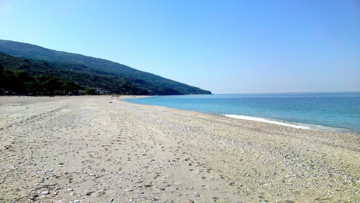 Ζαγορά παραλία