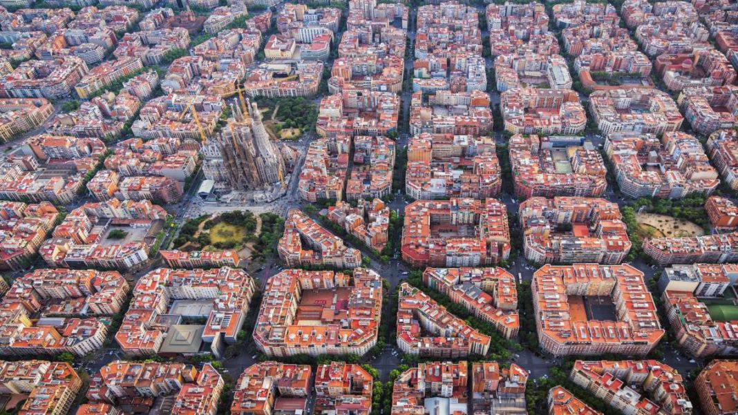 Esquerra de l'Eixample βαρκελώνη όμορφες γειτονιές του κόσμου πανοραμική