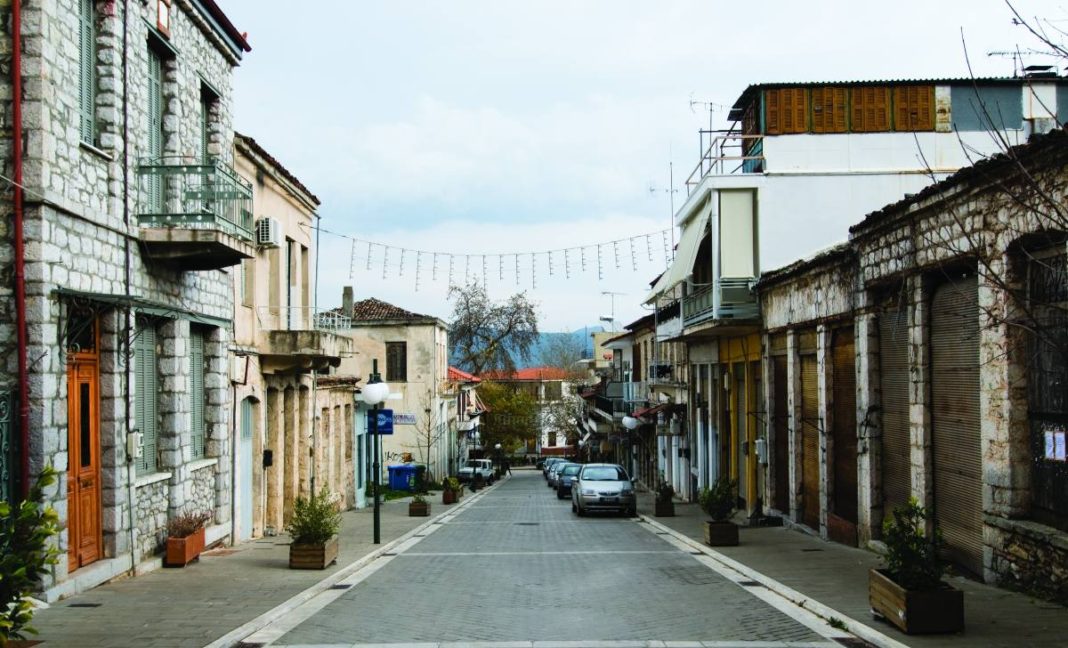 amfikleia-parnassos Στο κέντρο της Αμφίκλειας, Φθιώτιδα