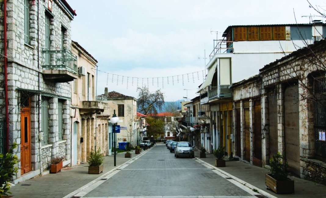 Στο κέντρο της Αμφίκλειας, Φθιώτιδα