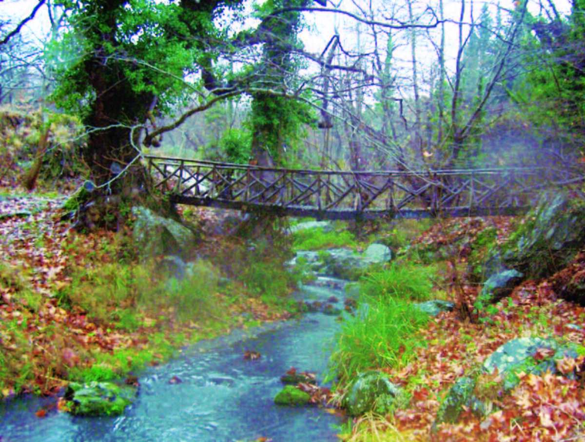 Κίσσαβος, νερά και γεφύρι