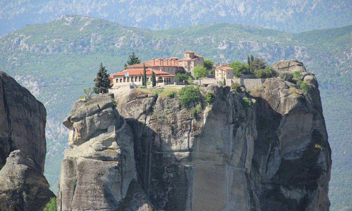 Μονές, Μετέωρα