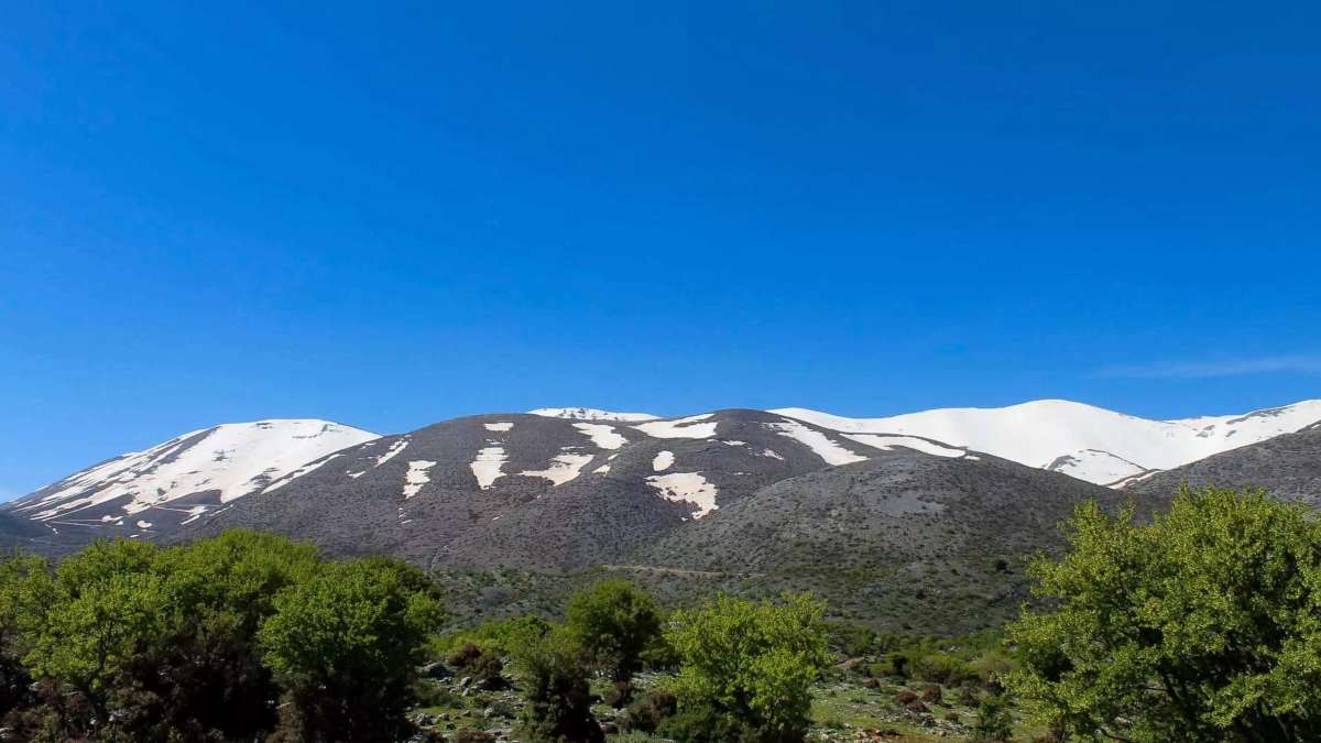 Ψηλορείτης όμορφα ορεινά τοπία για ταξίδι