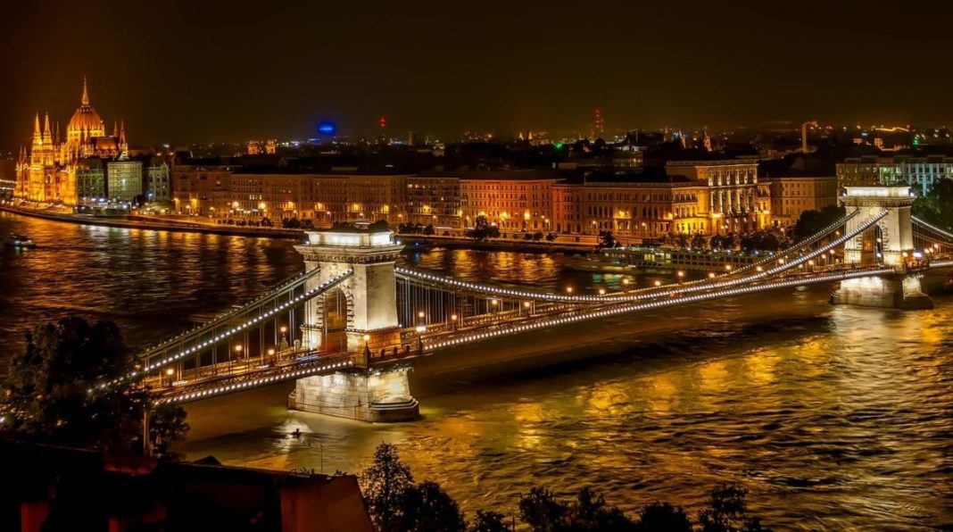 Βουδαπέστη, γέφυρα Szechenyi