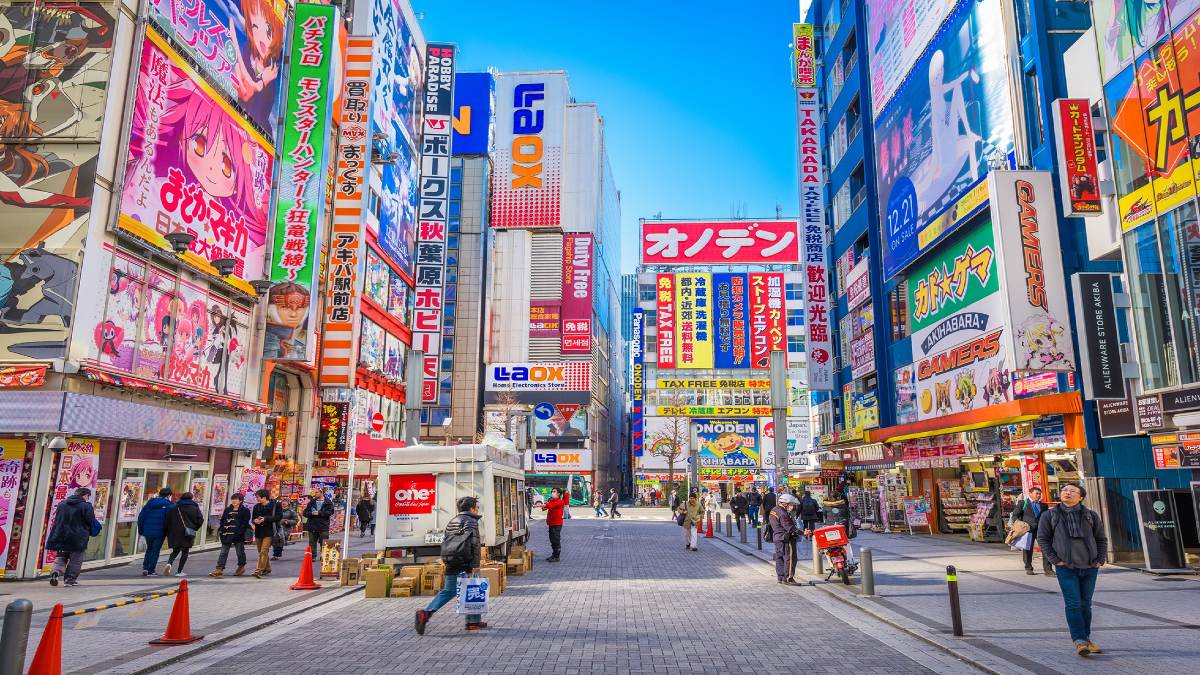 Τόκιο Ιαπωνία κεντρικός δρόμος πολυκαταστήματα