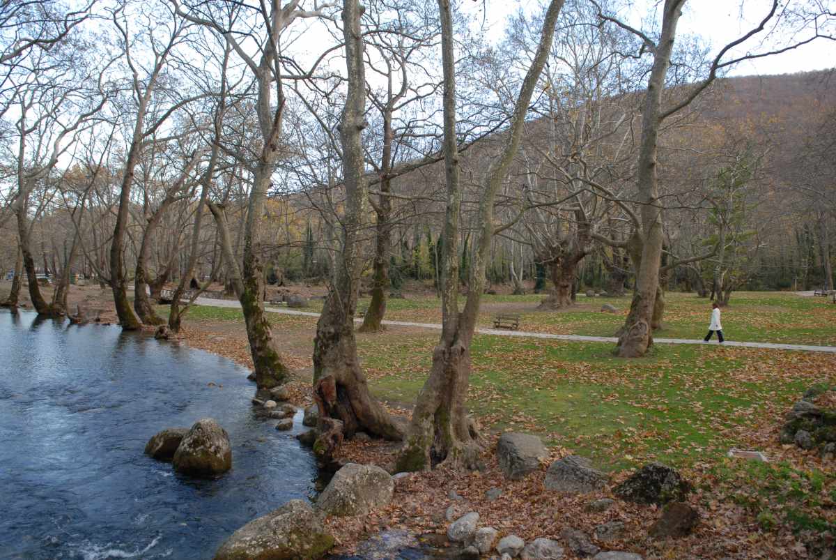 Κάνοντας βόλτα στο Πάρκο του Αγίου Νικολάου