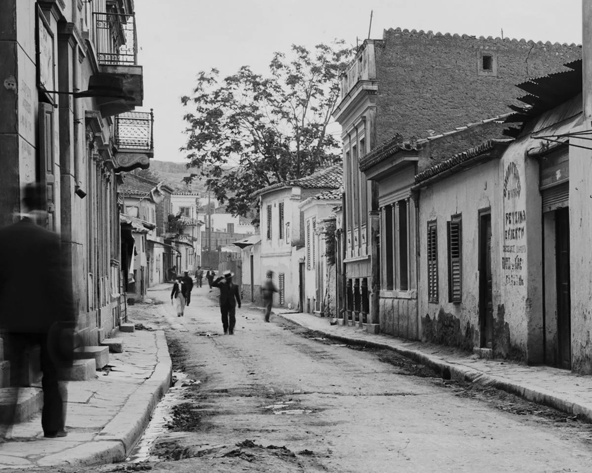 Η γειτονιά Βρυσάκι κάτω από την Ακρόπολη που γκρεμίστηκε και τα γραφικά στενά της