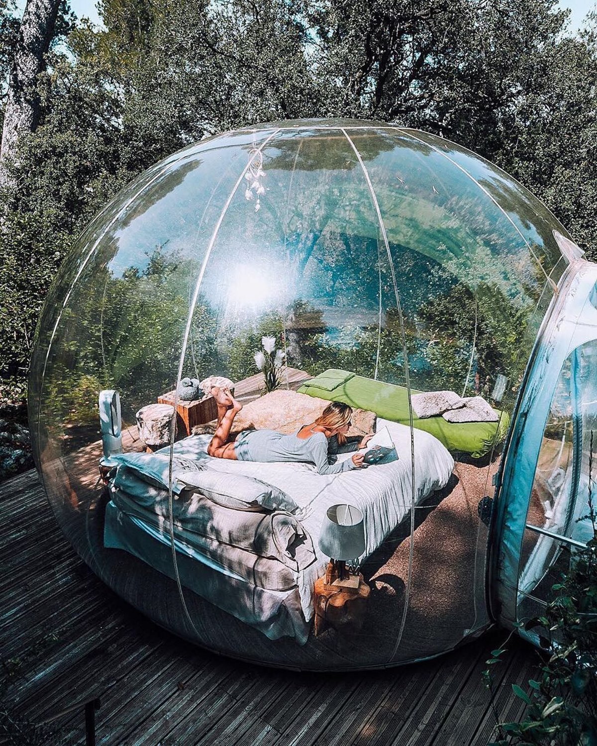 Το εσωτερικό του bubble room στο The Attrap' Reves Hotel, Γαλλία