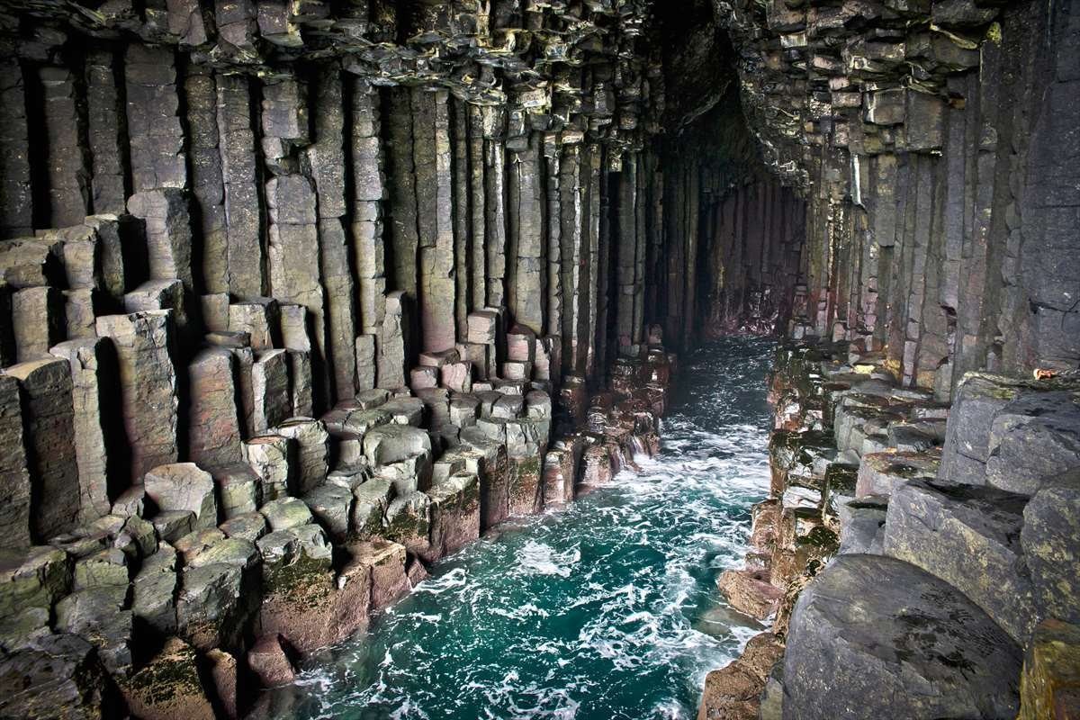 Fingal's  Cave Σκωτία