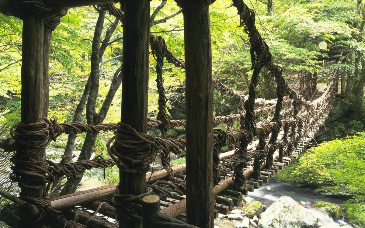 Musou Tsuribashi Bridge, Ιαπωνία