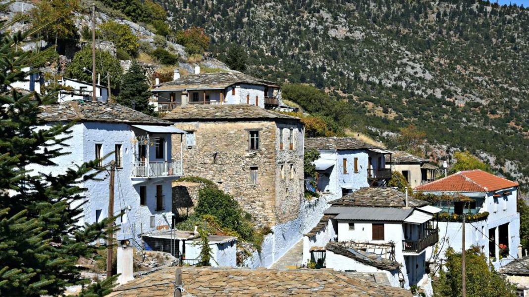 katsanitsa-village Καστάνιτσα, πανοραμική εικόνα του χωριού