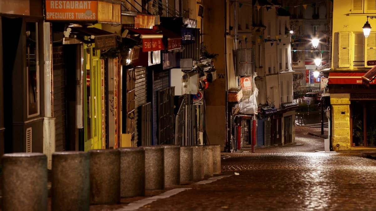 Κορονοϊός Γαλλία απαγόρευση κυκλοφορίας άδειοι δρόμοι
