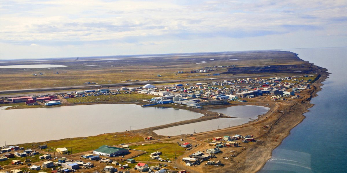 Πόλη της Αλάσκας Utqiagvik, στο σκοτάδι για 2 μήνες πανοραμική λήψη