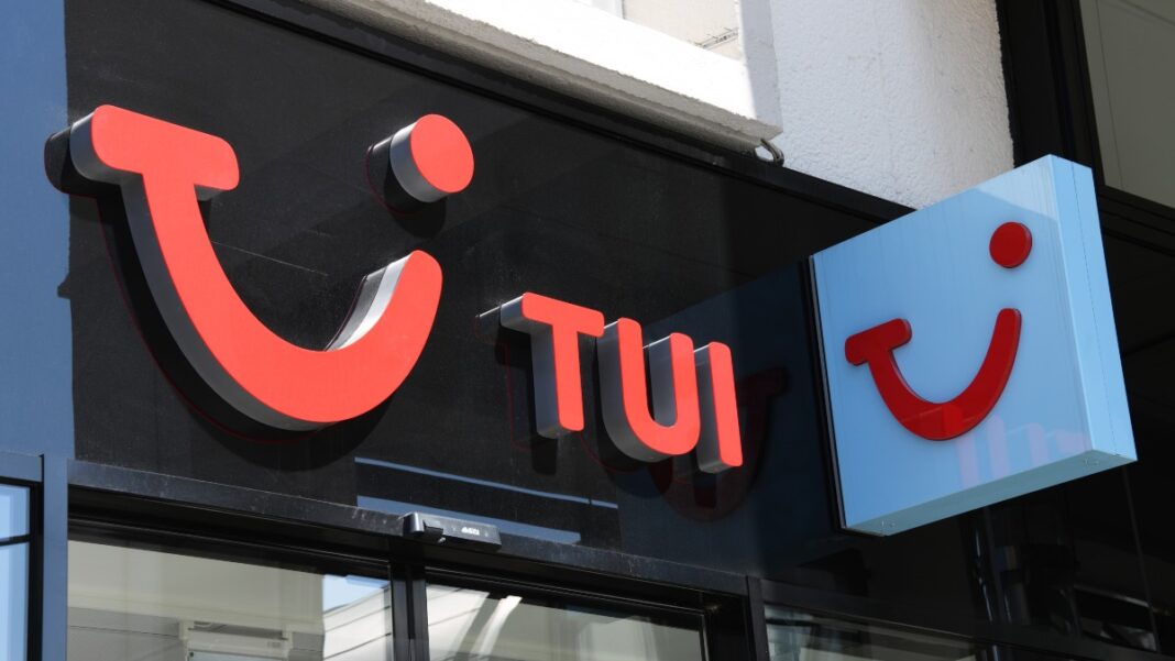 TUI υπό κατάρρευση ο γερμανικός ταξιδιωτικός κολοσσός