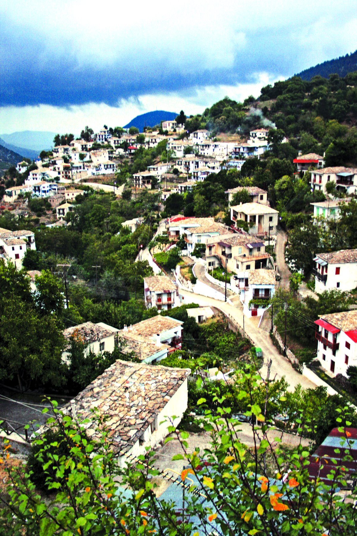 Η θέα στο χωριό, Καστάνιτσα