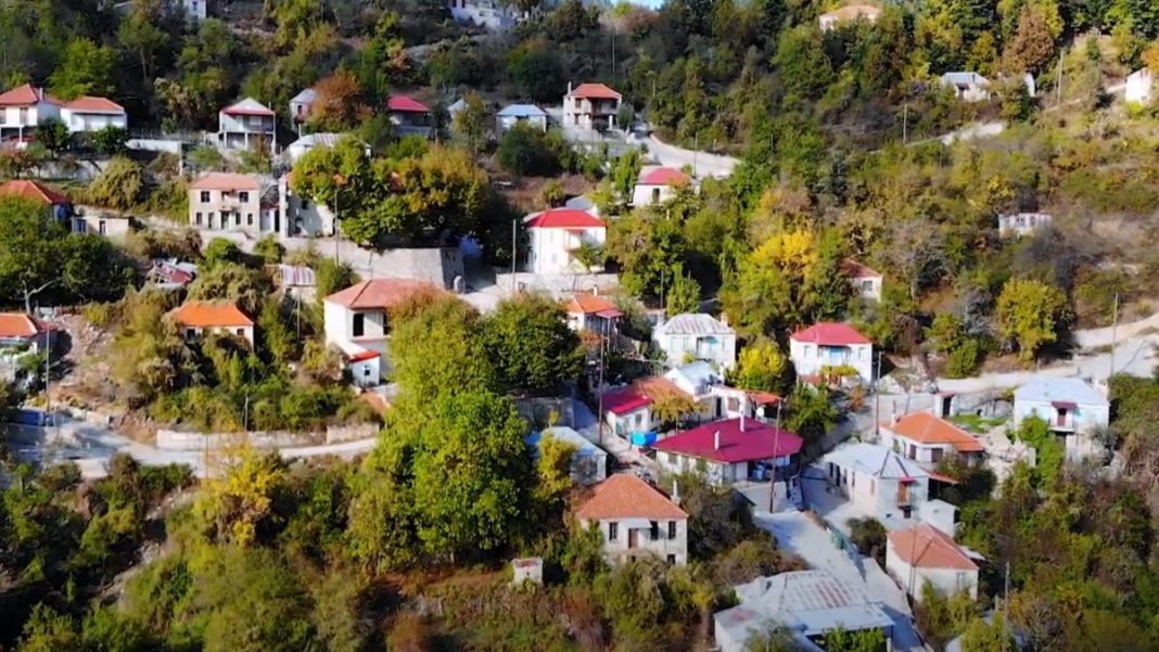 siggrelos-panoramiki(1) Συγγρέλος Ευρυτανία παραδοσιακός οικισμός
