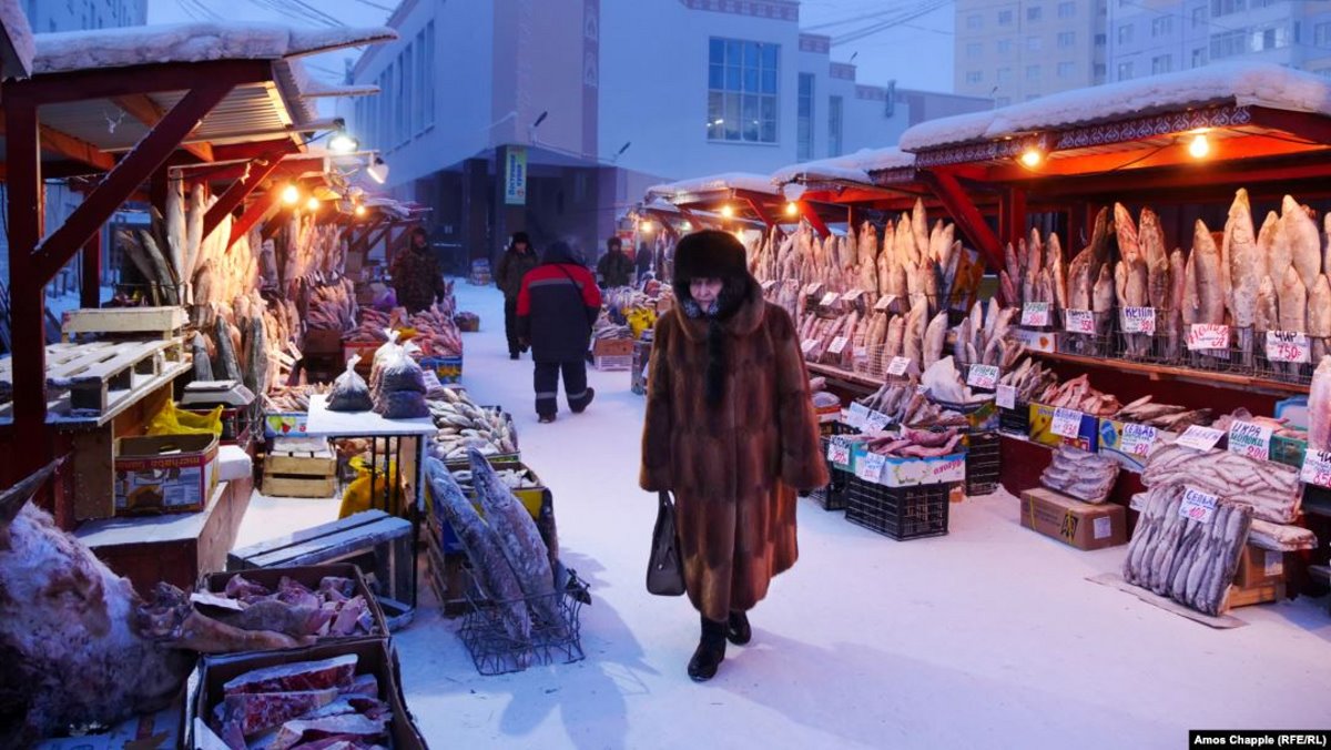 Χριστούγεννα 2021 στο Yakutsk αγορά ψαριών