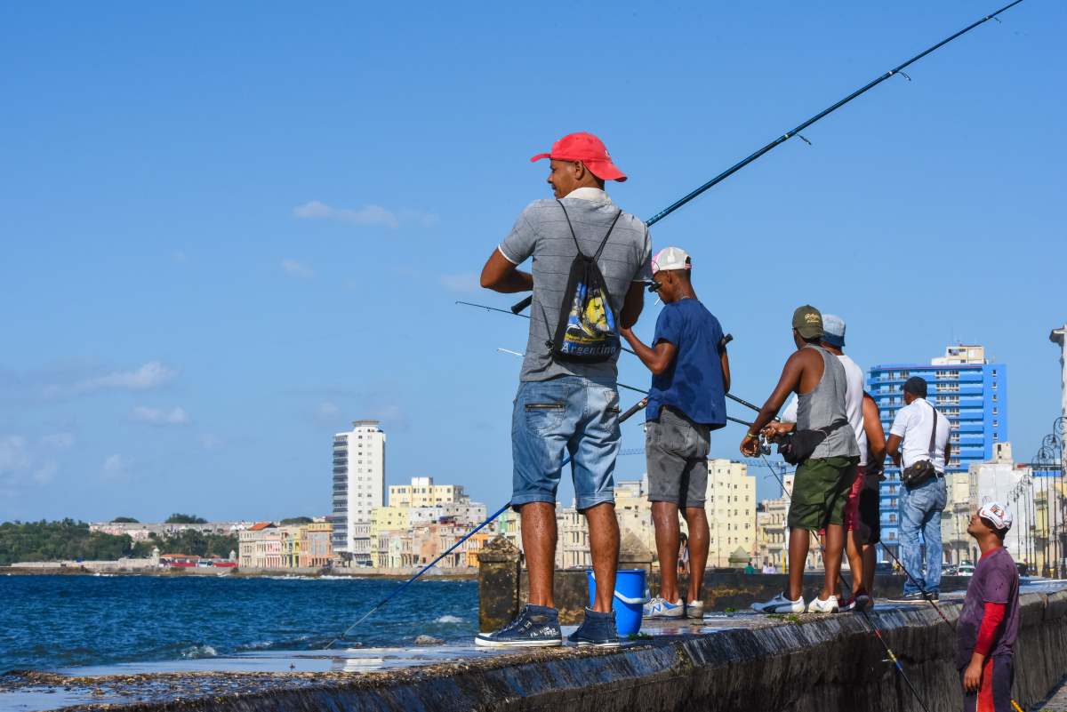 Ψάρεμα, El Malecon, Αβάνα