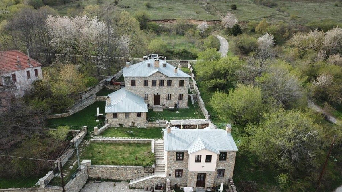 Argyro Guesthouse Νυμφαίο εξωτερικά ο ξενώνας στη Φλώρινα