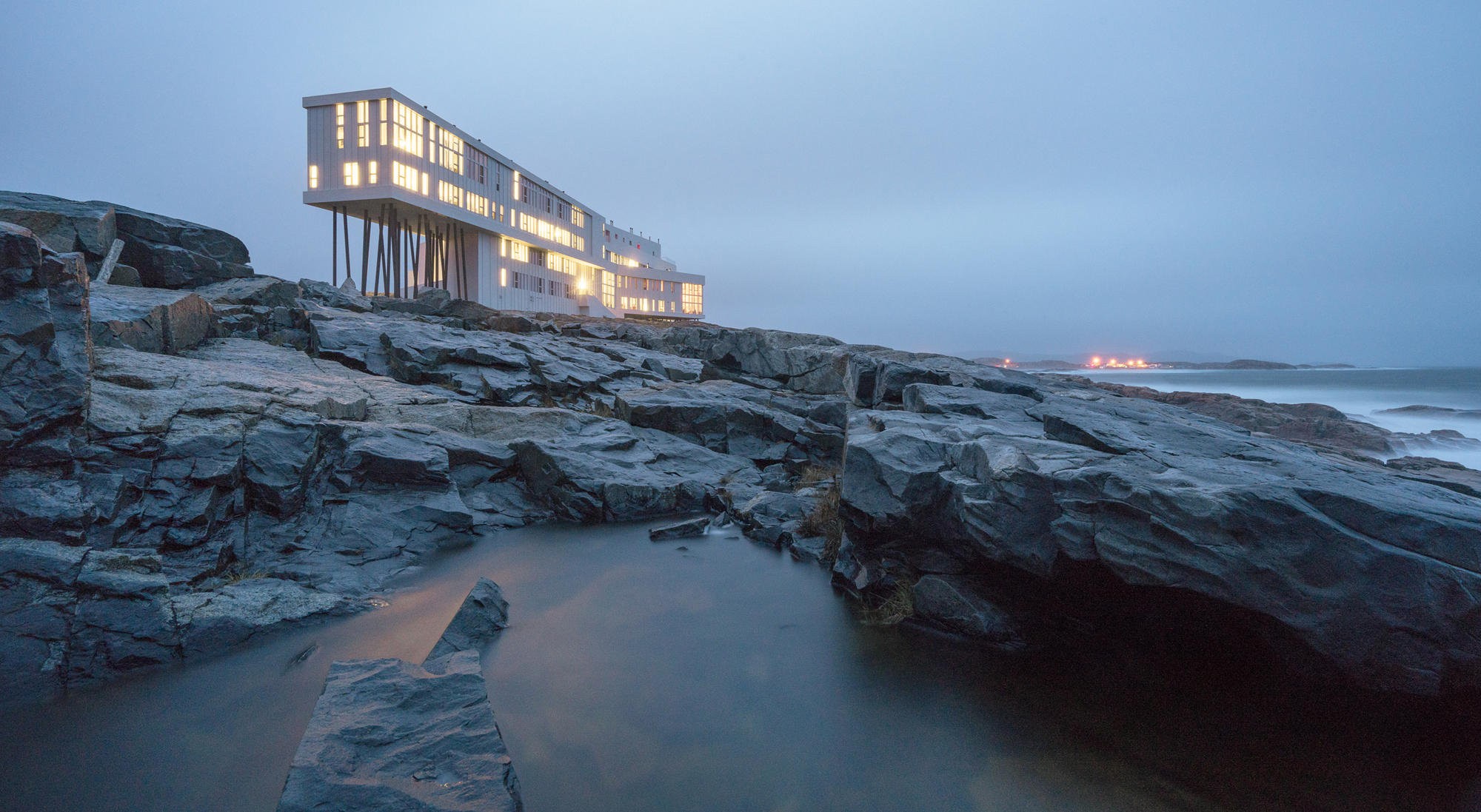 Fogo Island Inn καναδάς πάνω στα βράχια