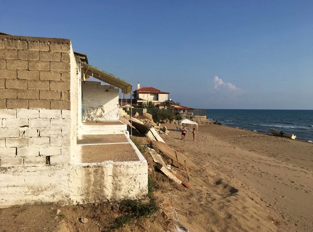 Σπιάτζα σπίτια πάνω στην άμμο