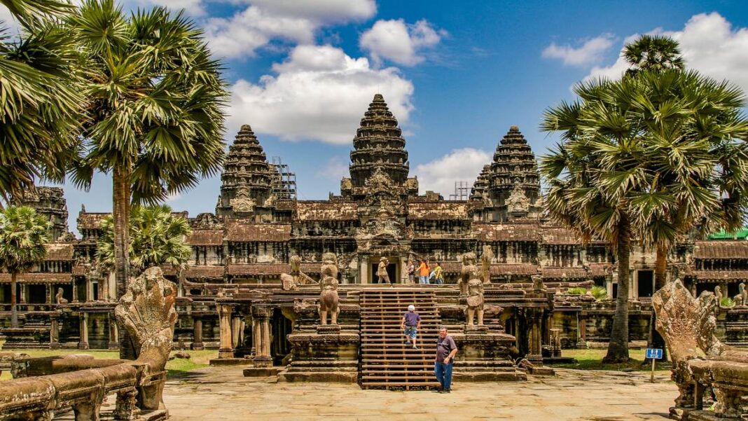 Angkor Wat Σπουδαία αξιοθέατα που ανακαλύφθηκαν κατά τύχη