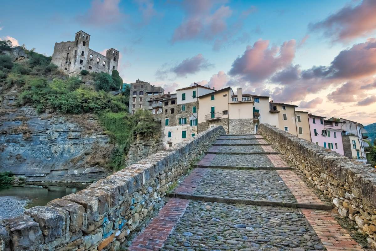 Dolceacqua μεσαιωνικό χωριό, , Ιταλία