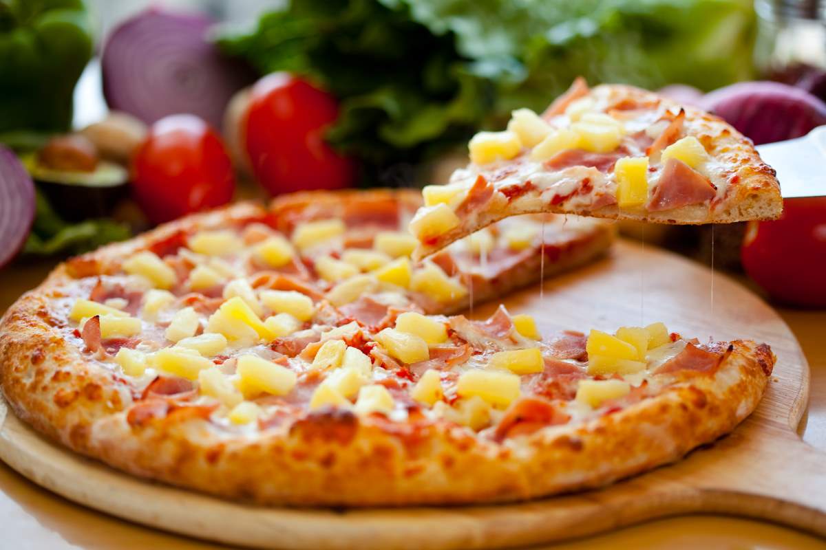 Hawaiian pizza