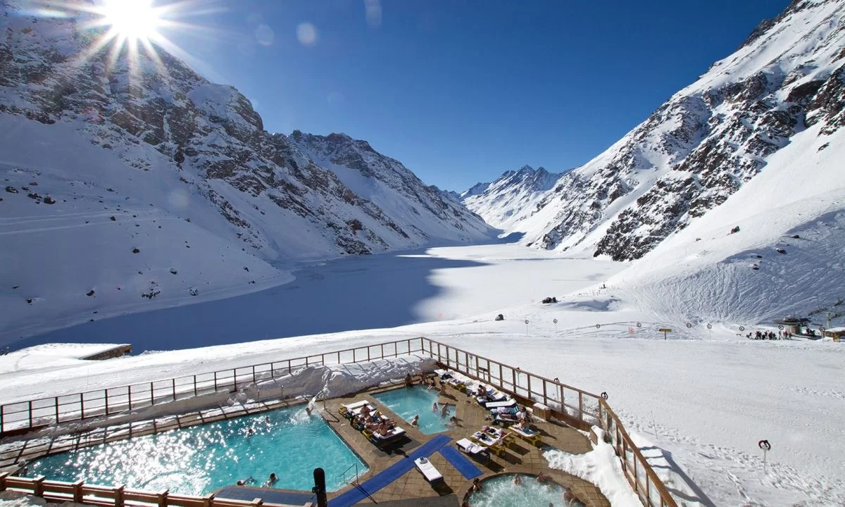 Portillo Hotel pool, Portillo, Χιλή