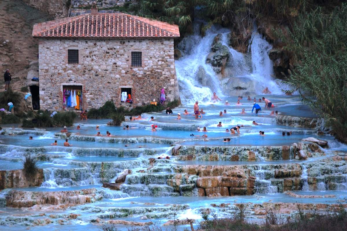 Saturnia, Ιταλία, θερμές πηγές