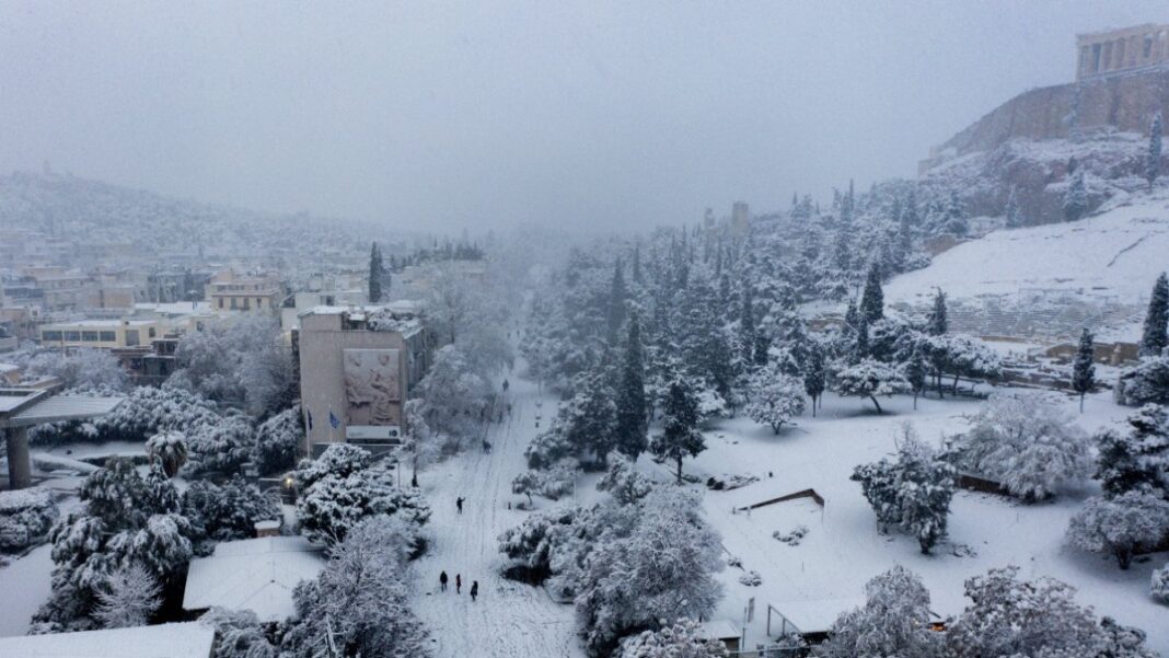 Ακρόπολη χιονισμένη