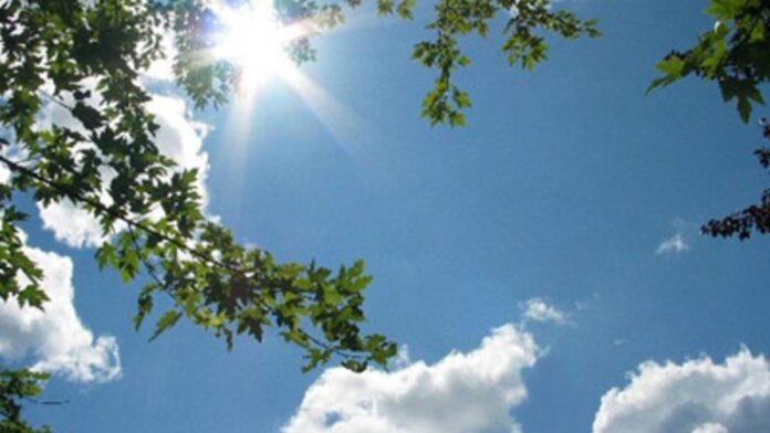 Καιρός 7/6: Ήπιες καιρικές συνθήκες με ηλιοφάνεια κυρίως και λίγες αραιές νεφώσεις