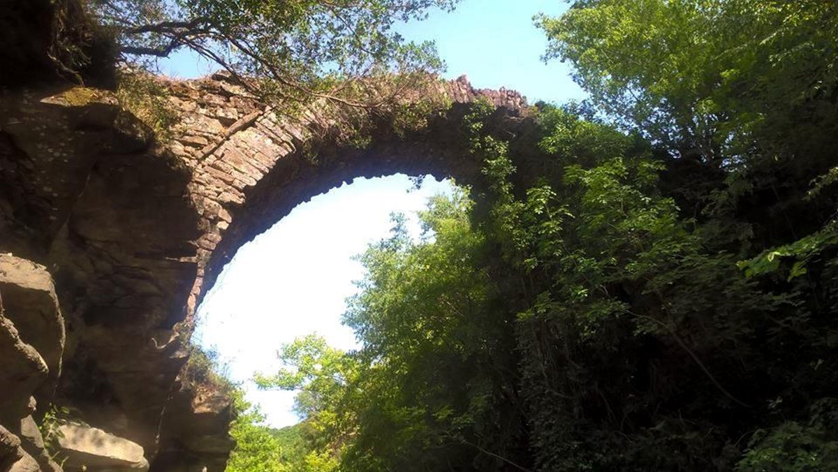 γέφυρα καμάρα μεγαλόχαρη αχελώος