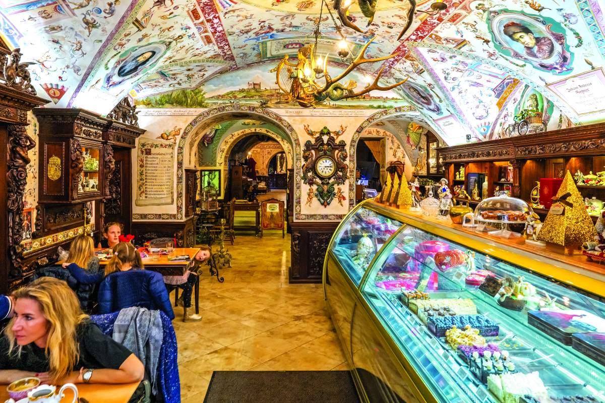 Η ιστορική patisserie Konditorei Kormuth