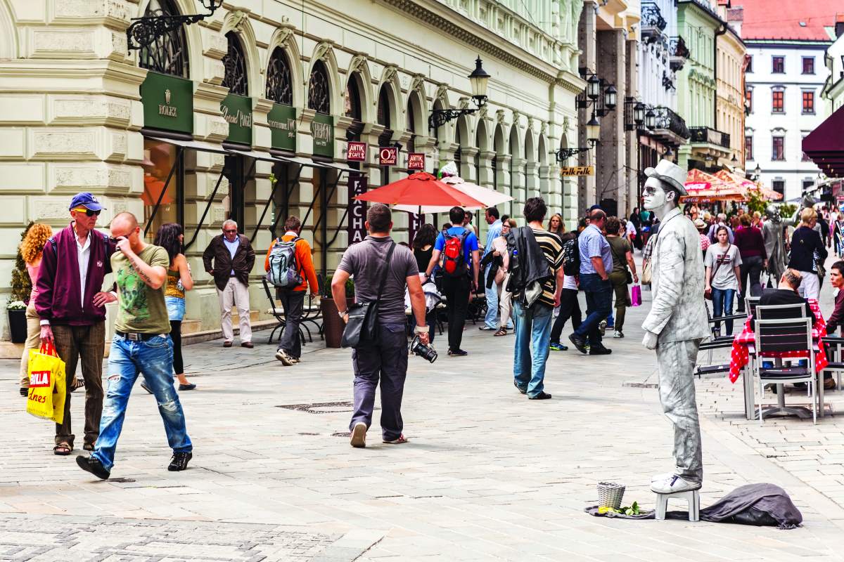 Street artists στο κέντρο της Μπρατισλάβα