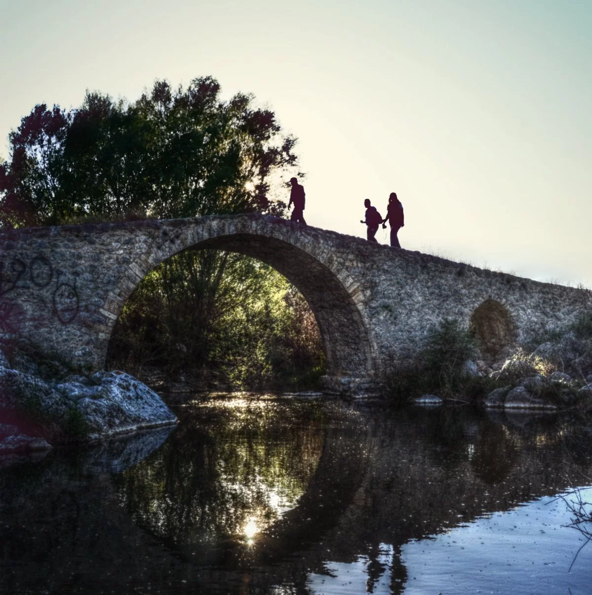 Πέτρινο γεφύρι που θυμίζει Ζαγόρι στην Αθήνα