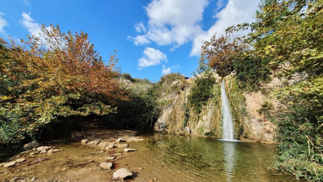 Καταρράκτης Βαλανάρη Πεντέλη