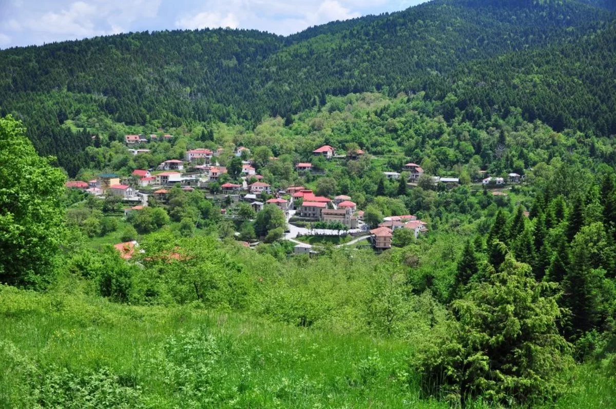 Καλύβια Πεζούλας Λίμνη Πλαστήρα