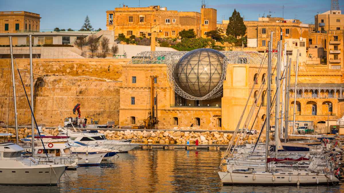 Birgu: Η γραφική &amp; ιστορική πόλη της Μάλτας με τα πιο όμορφα σπίτια στον κόσμο!