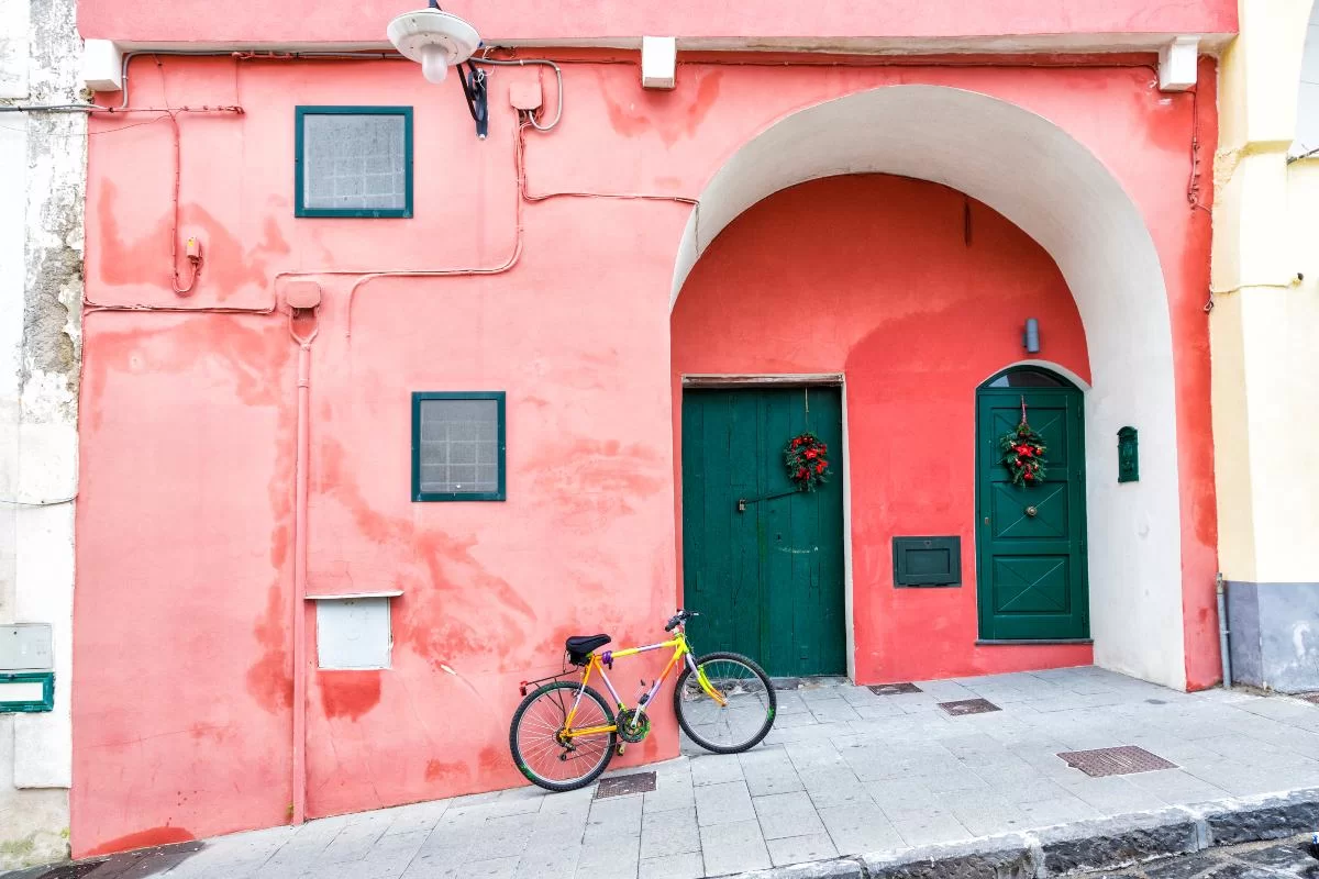 Procida Νάπολι, πολύχρωμο νησί