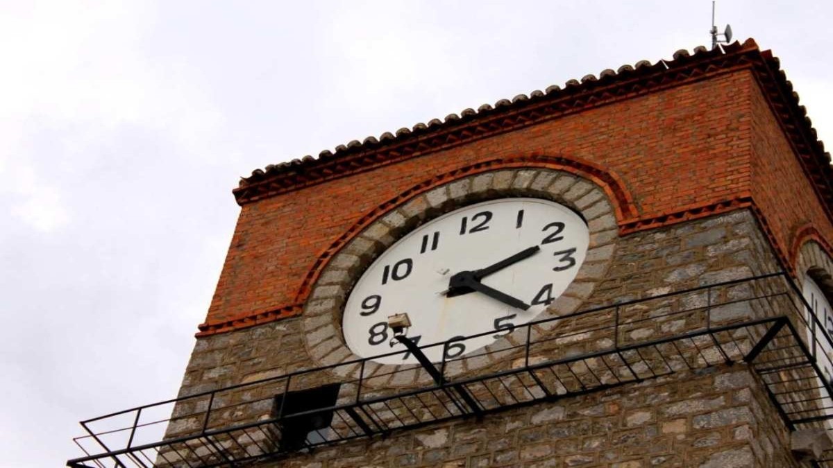 Ρολόι σε πύργο Ελλάδα