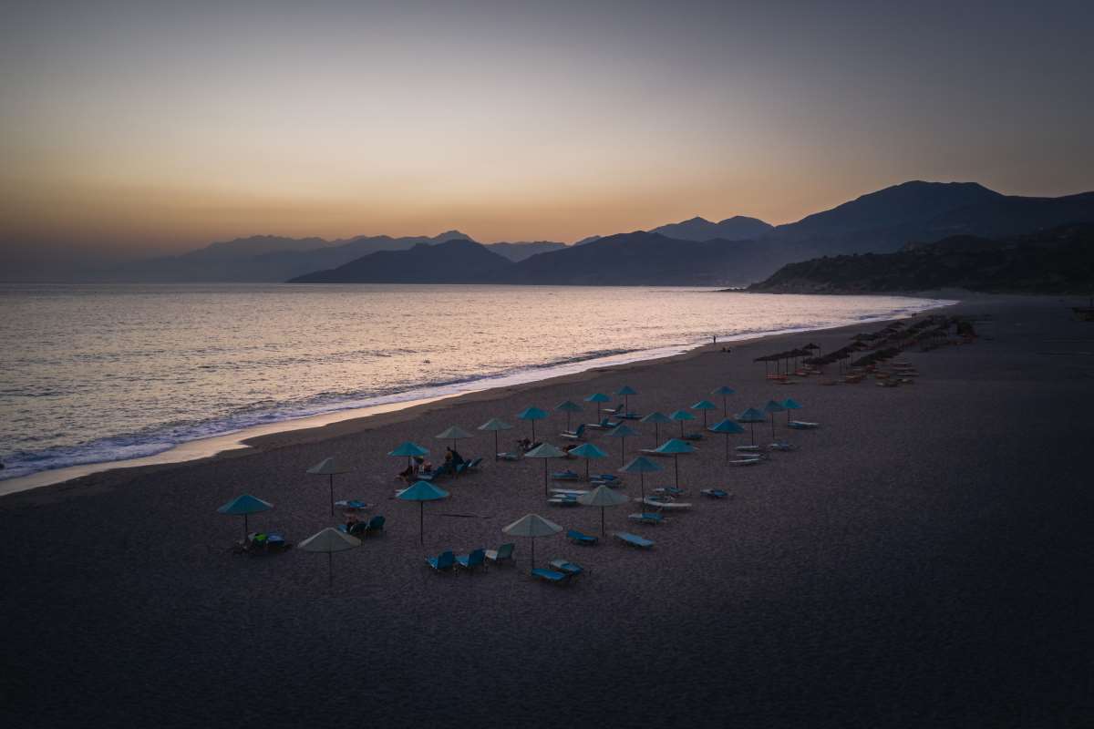 Τριόπετρα, παραλία Ρέθυμνο