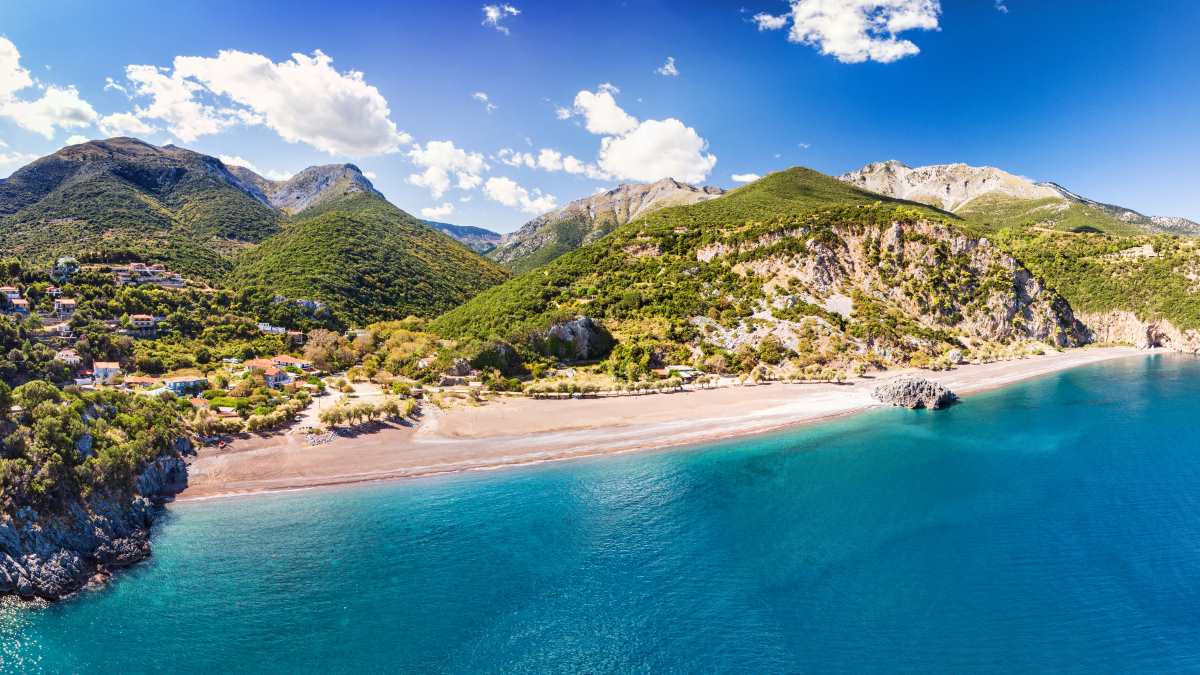 Limnionas These are the 12 most beautiful beaches of Evia