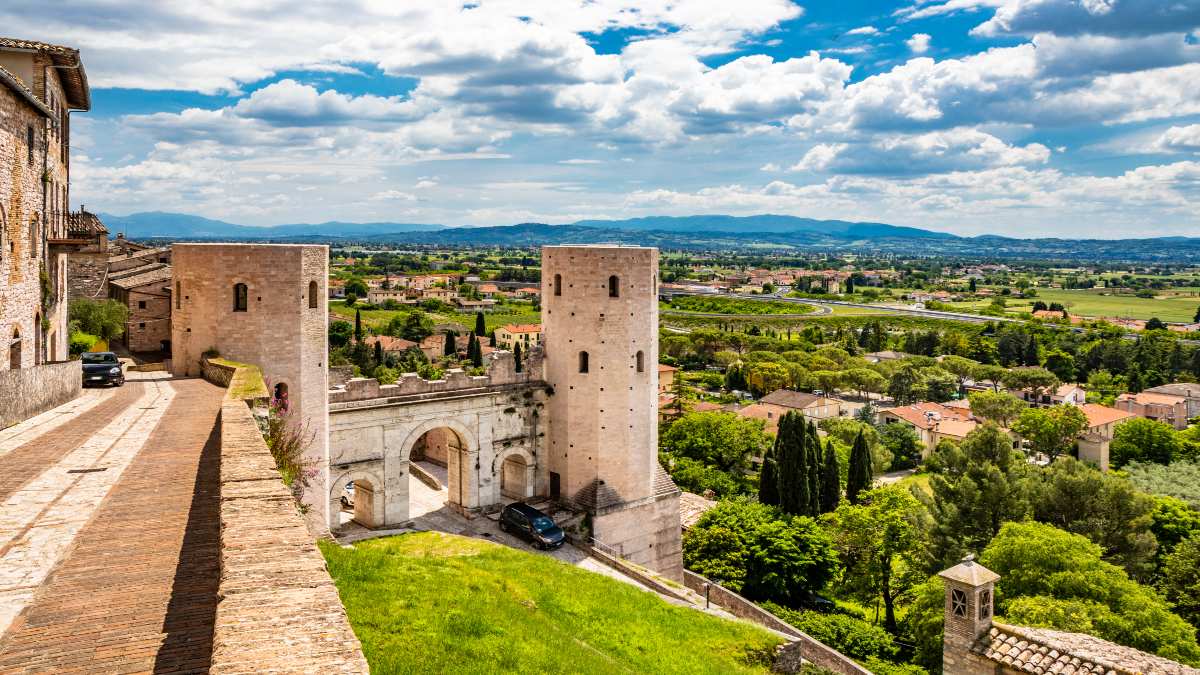 Οι 10 ομορφότερες πόλεις της Ιταλίας χτισμένες σε λόφους - Spello