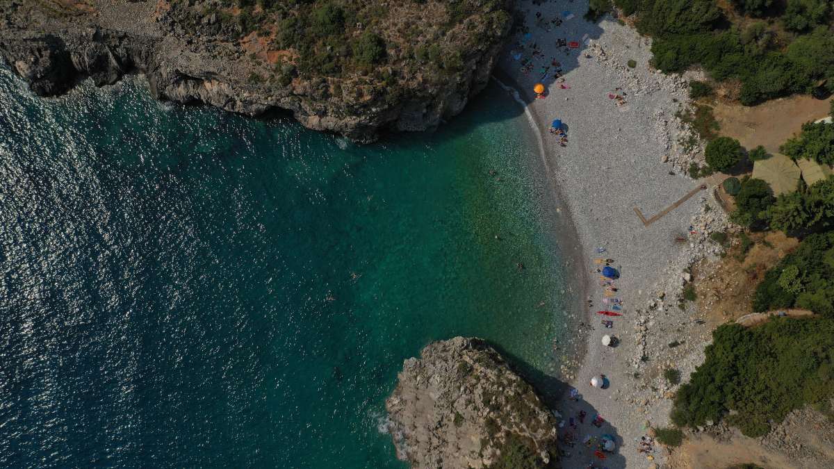 Παραλία Φονέας, Μάνη