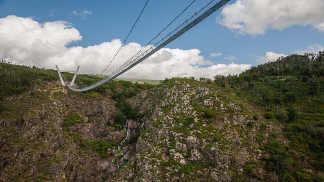 arouca-bridge Γέφυρα Αρούκα, Πορτογαλία