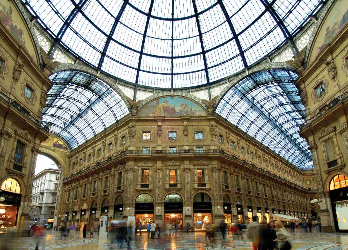 Seven Stars Galleria, Milan