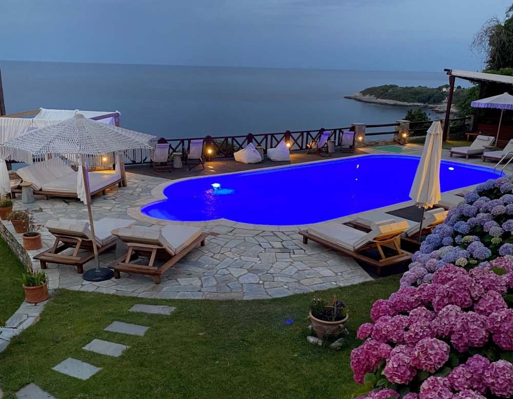 Agapitos Villas and Guesthouses - πισίνα