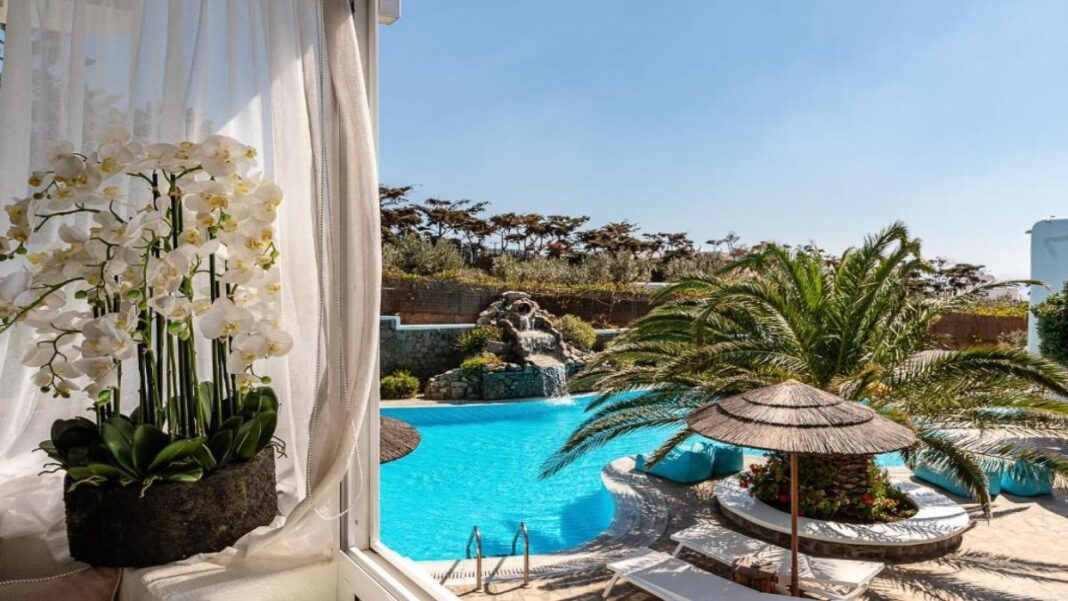iros hotel- mykonos Οικονομικά ξενοδοχεία στη Μύκονο - Από τον Τάσο Δούση