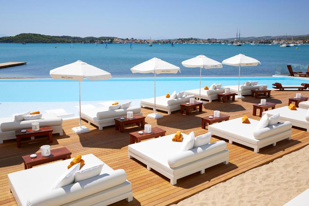 Nikki Beach Resort & Spa, παραλία